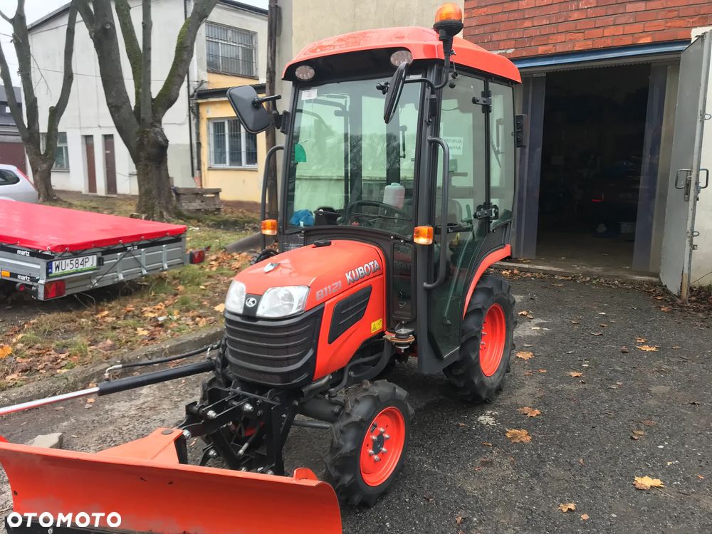 Kubota B 1121D - 1