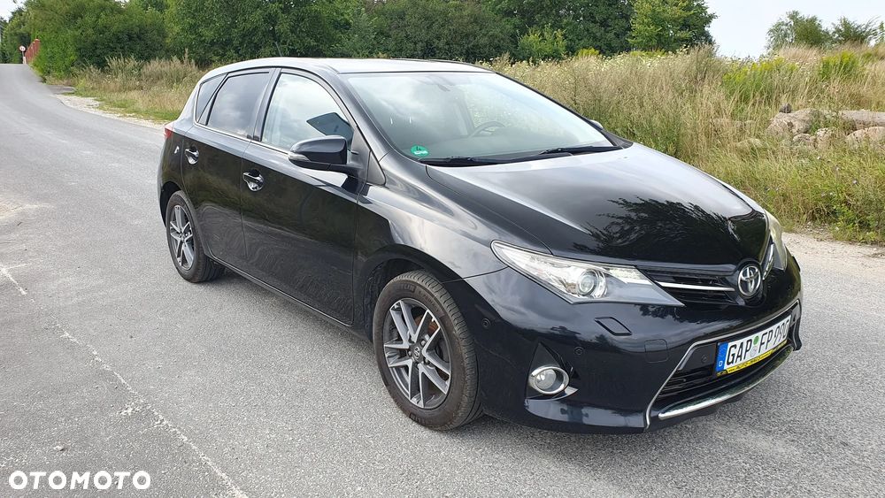 Toyota Auris - 22