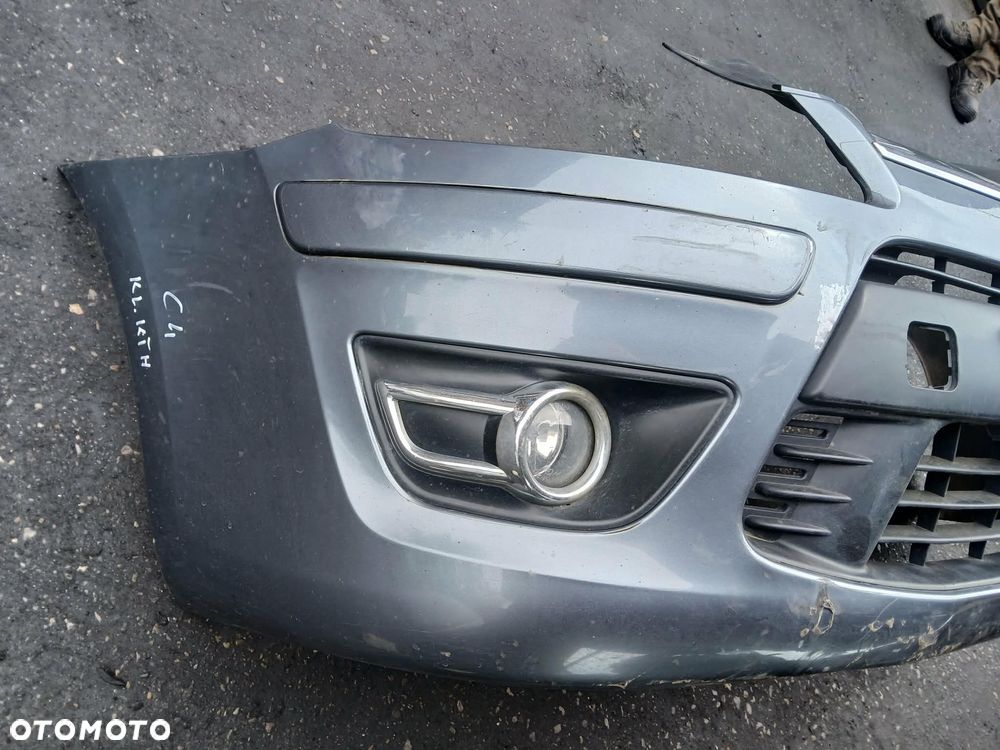 Citroen C4 Zderzak przedni kod lakieru KTH - 2