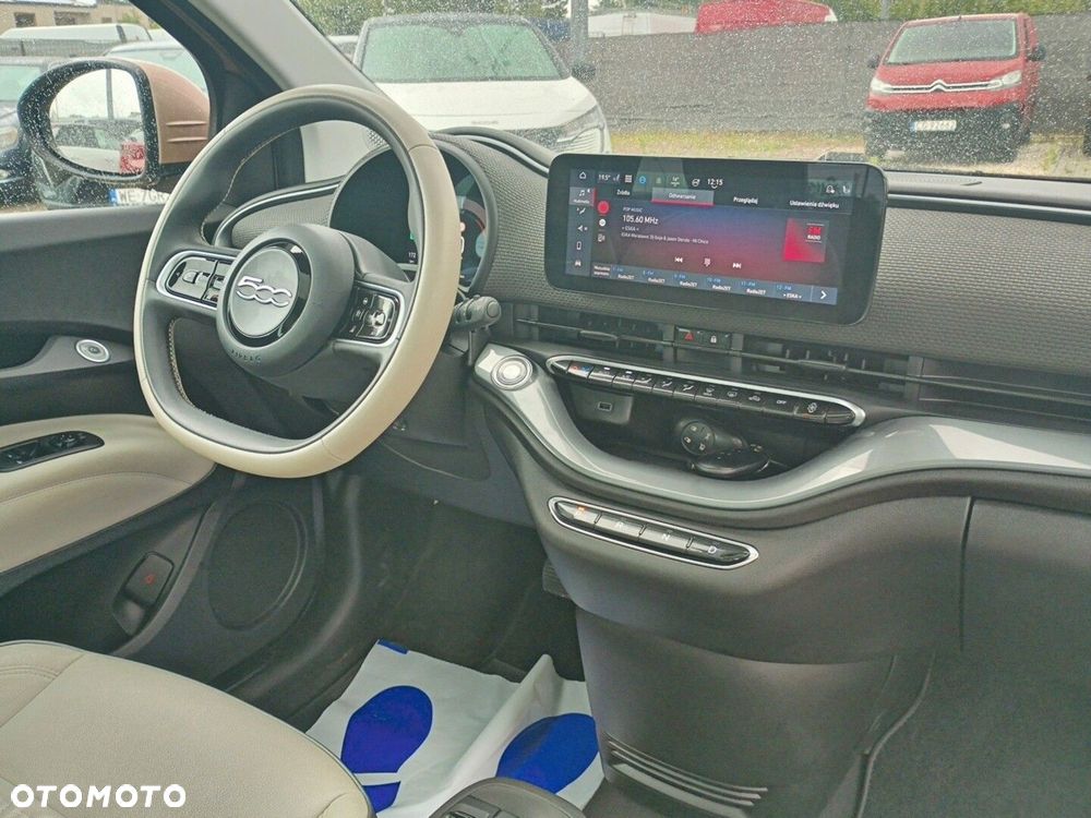 Fiat 500e - 16