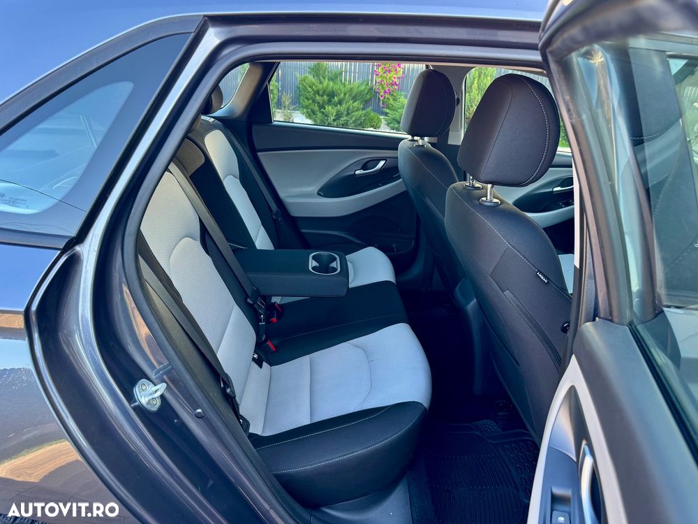 Hyundai i30 1.6 CRDI DCT Passion Plus - 21