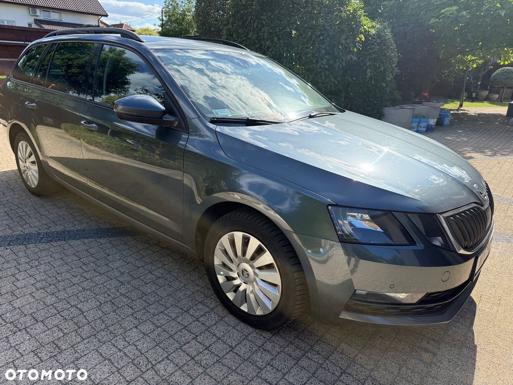 Skoda Octavia 2.0 TDI Premium Edition - 8