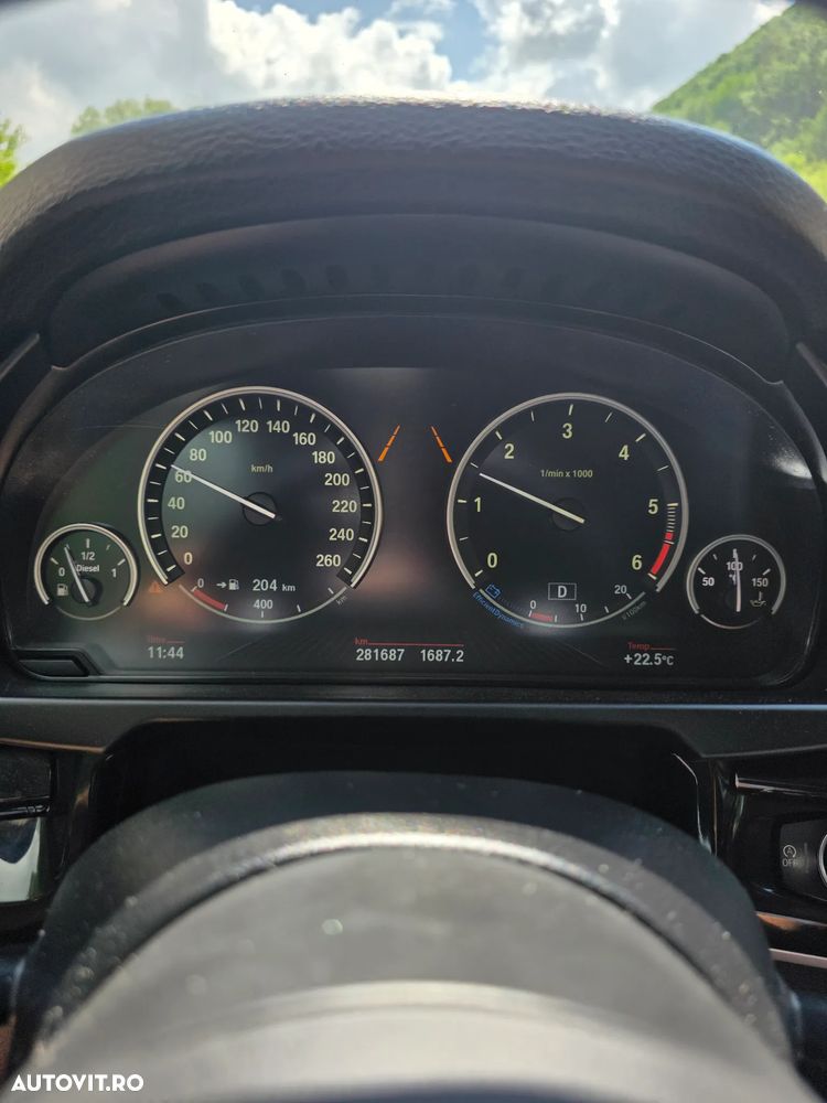 BMW X5 xDrive30d - 16
