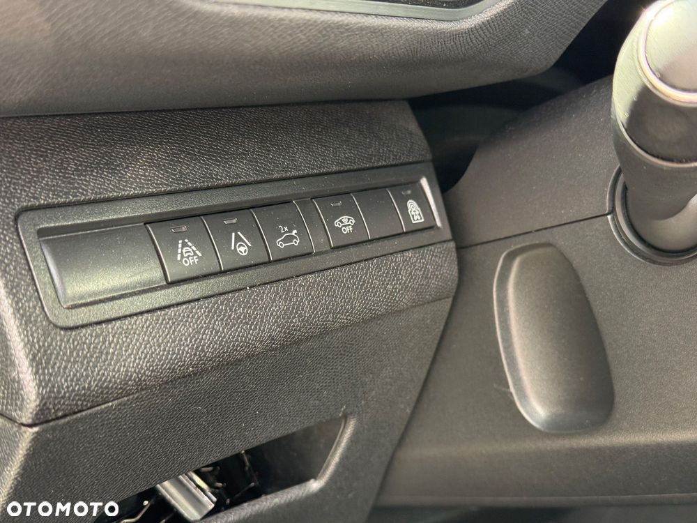 Peugeot 3008 1.6 PureTech GT S&S EAT8 - 15