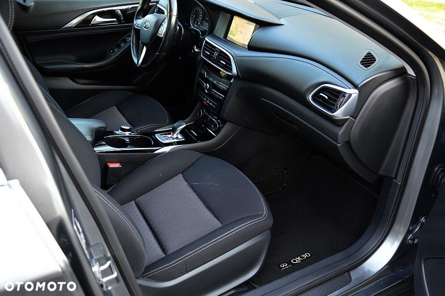 Infiniti QX30 2.2d DCT AWD Luxe - 22