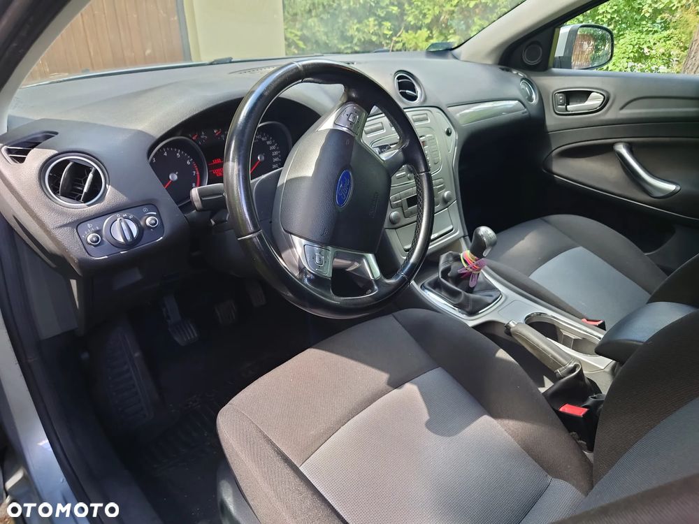 Ford Mondeo - 5