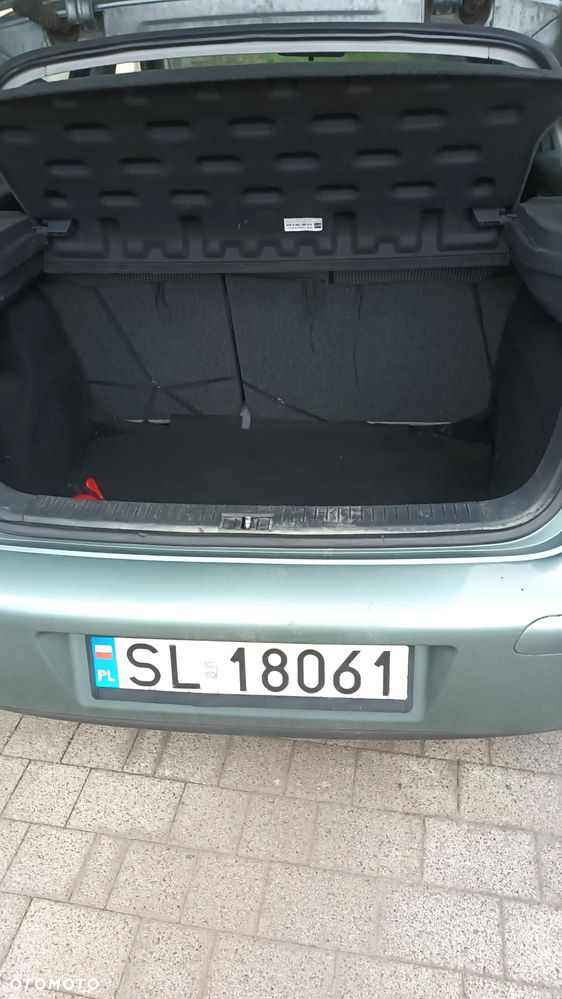 Seat Ibiza 1.4 16V Reference - 11