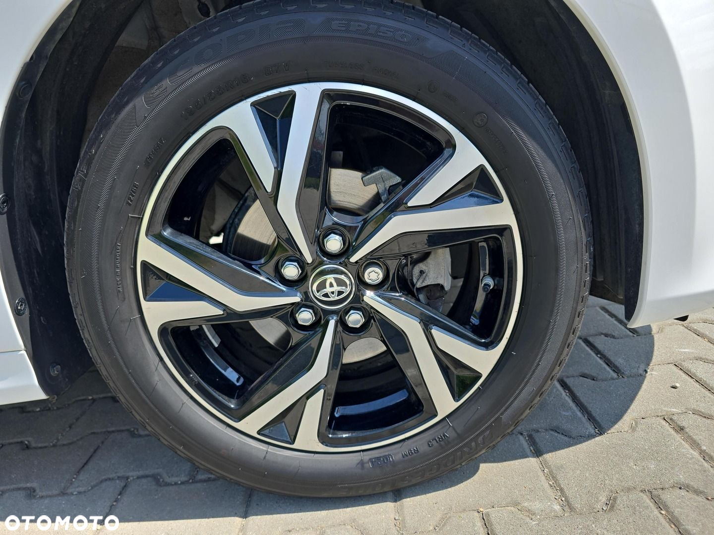 Toyota Yaris 1.5 Style - 17