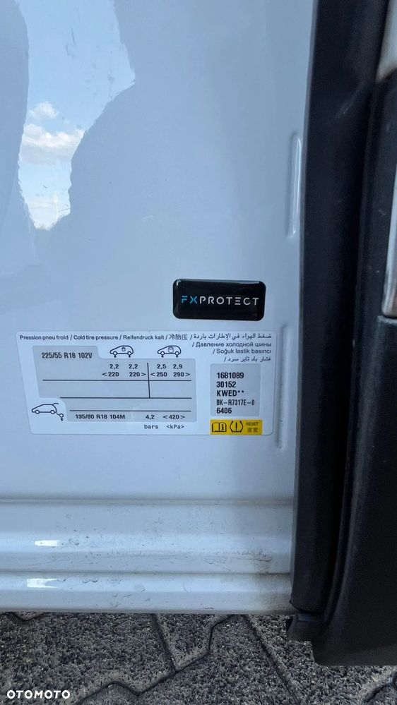 Peugeot 3008 1.5 BlueHDi Allure Pack S&S EAT8 - 30