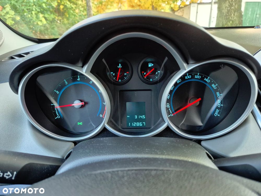 Chevrolet Cruze 1.8 LS+ - 6