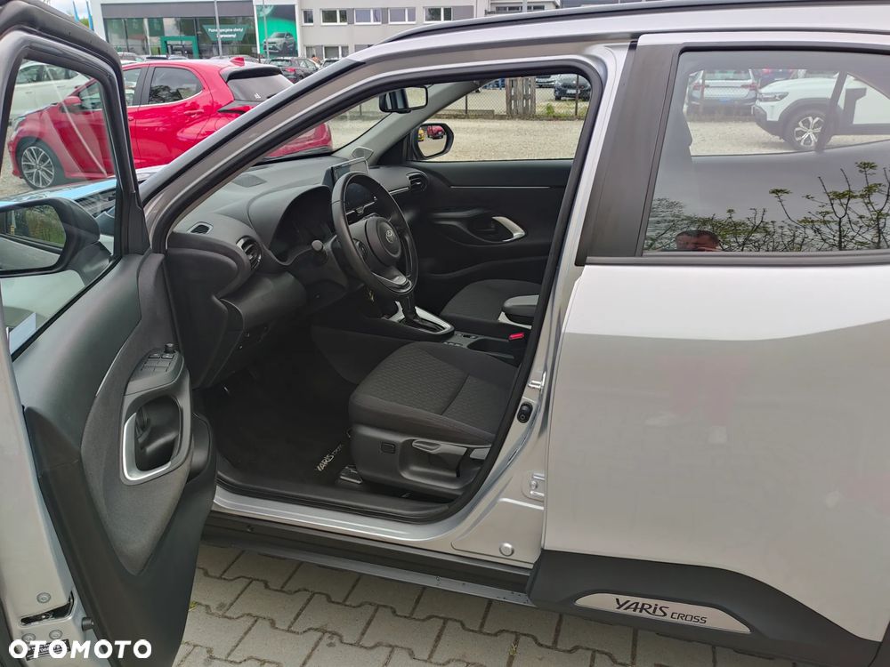 Toyota Yaris Cross Hybrid 1.5 Active - 13