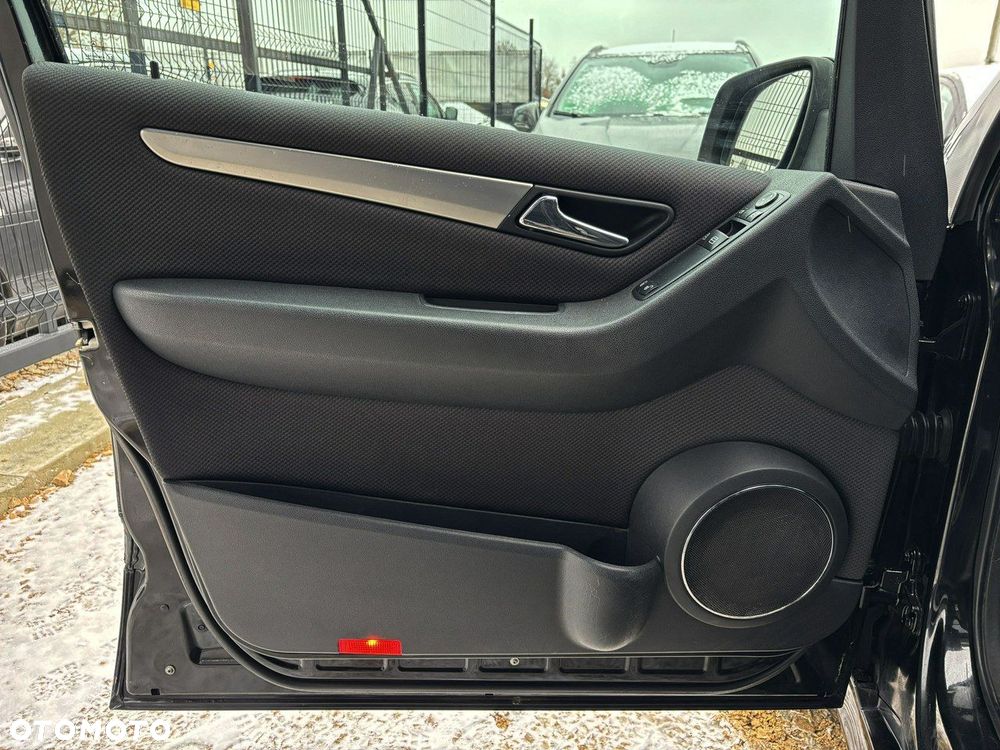 Mercedes-Benz Klasa B 180 Autotronic - 9