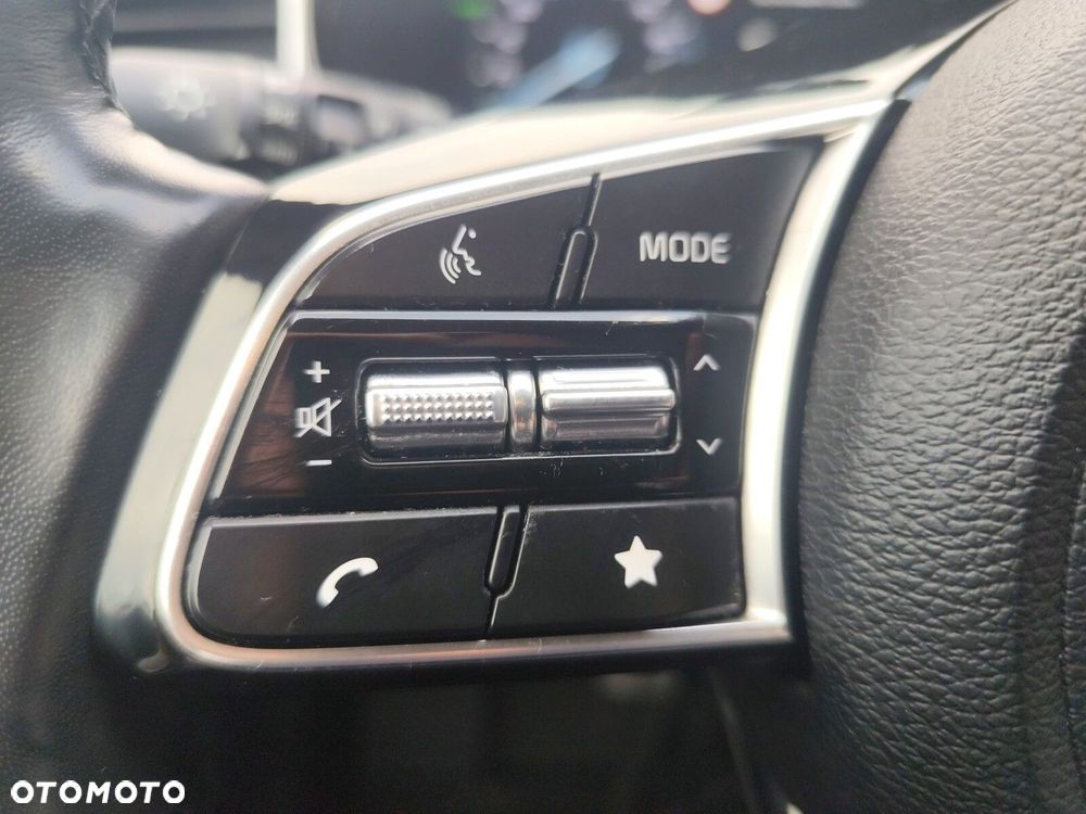 Kia Ceed - 33