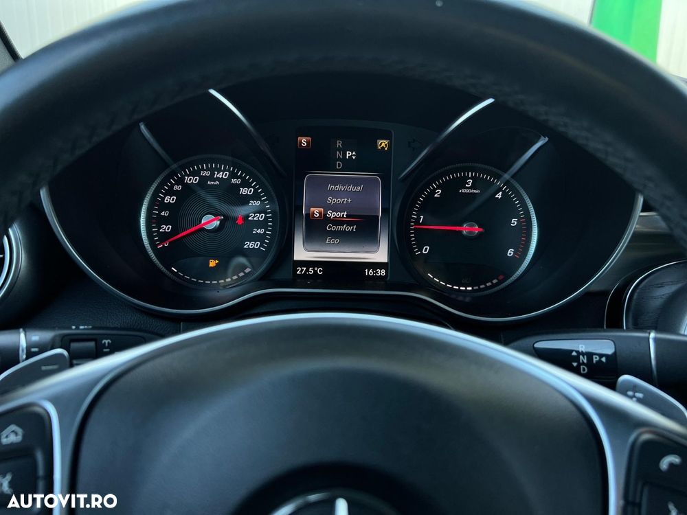 Mercedes-Benz GLC - 29
