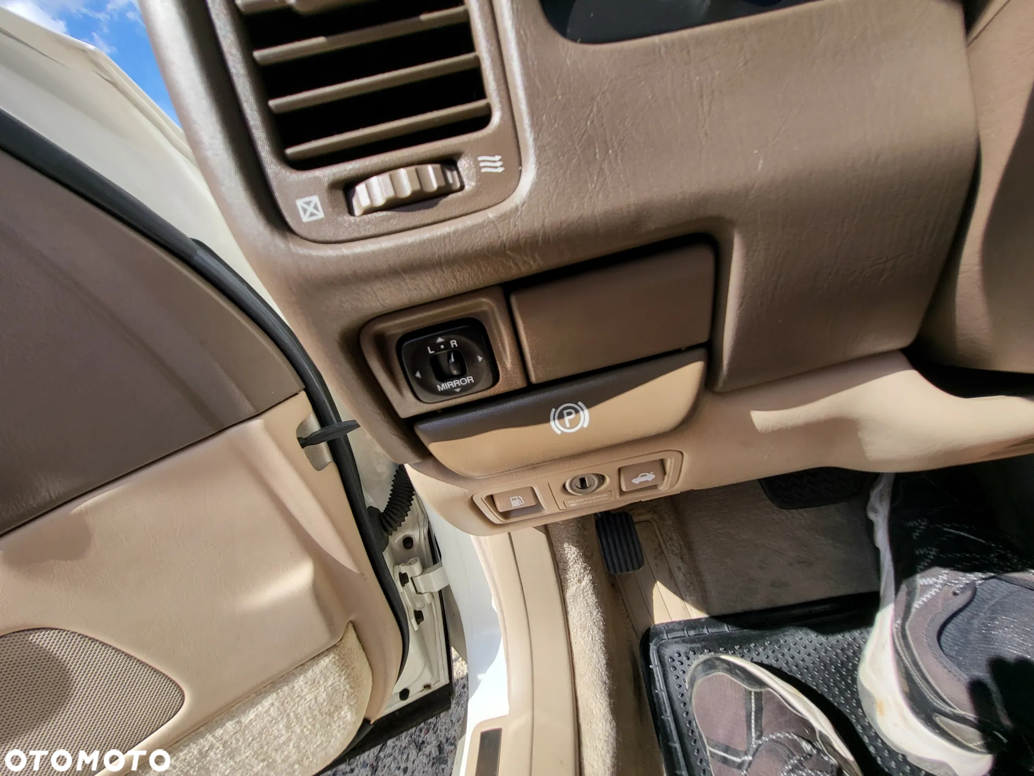 Lexus LS 400 - 21