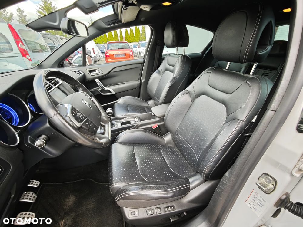 Citroën DS4 THP 200 SportChic - 40