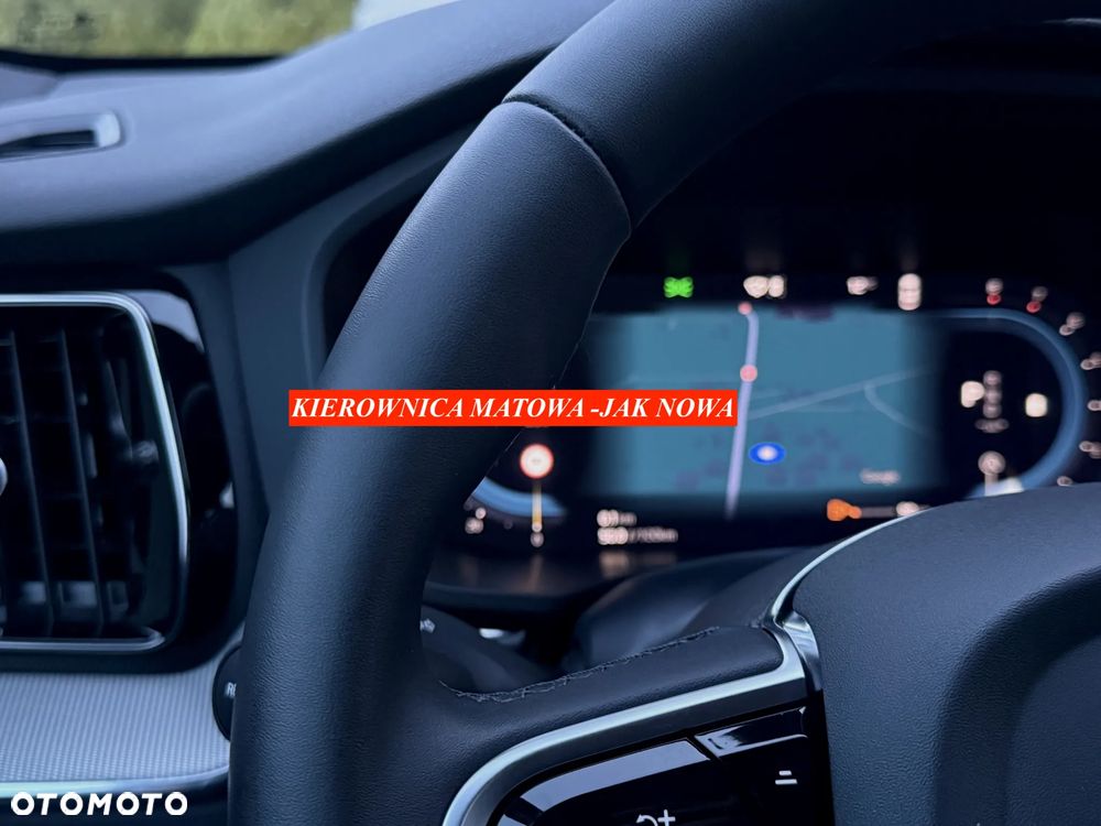 Volvo XC 60 B5 B AWD Geartronic RDesign - 17