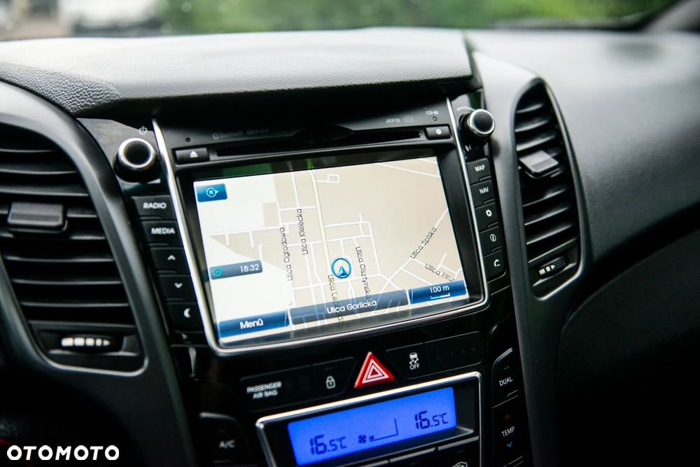 Hyundai i30 1.6 T GDI Turbo - 25