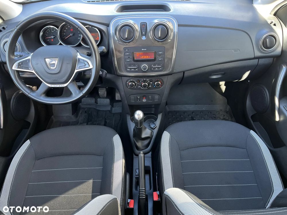 Dacia Sandero 0.9 TCe Laureate S&S - 13