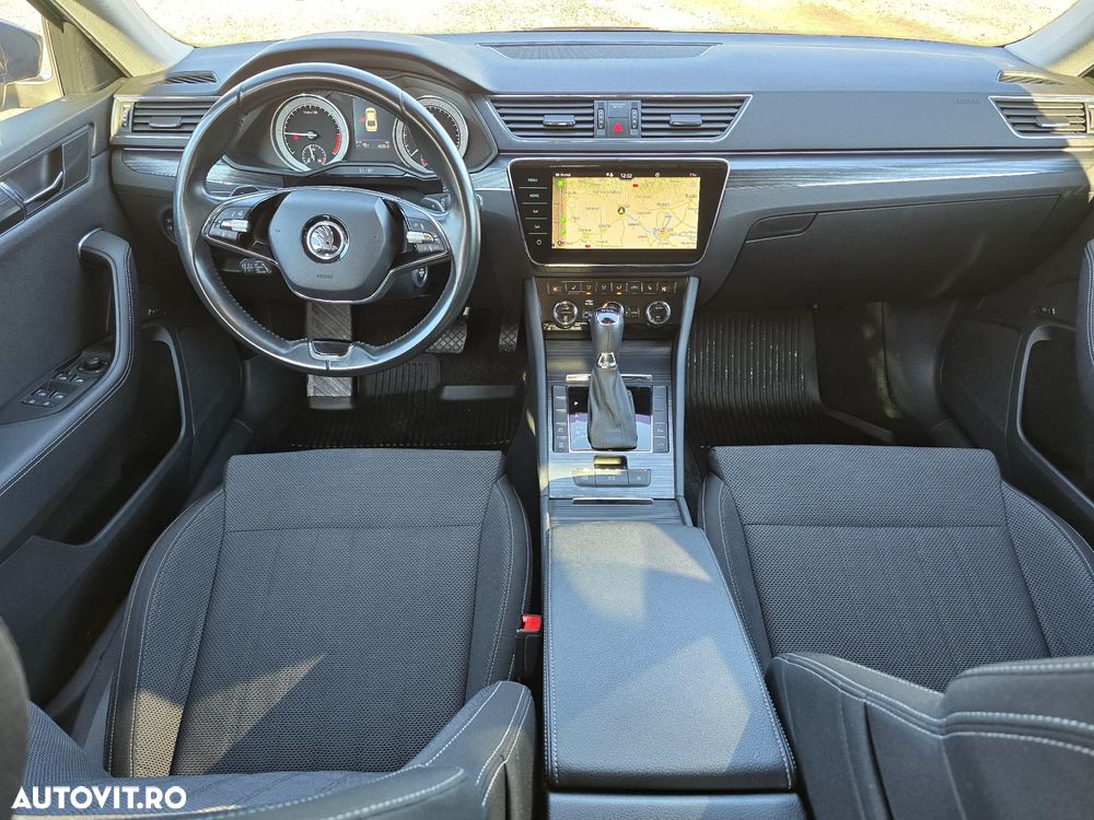 Skoda Superb 2.0 TDI DSG Style - 20