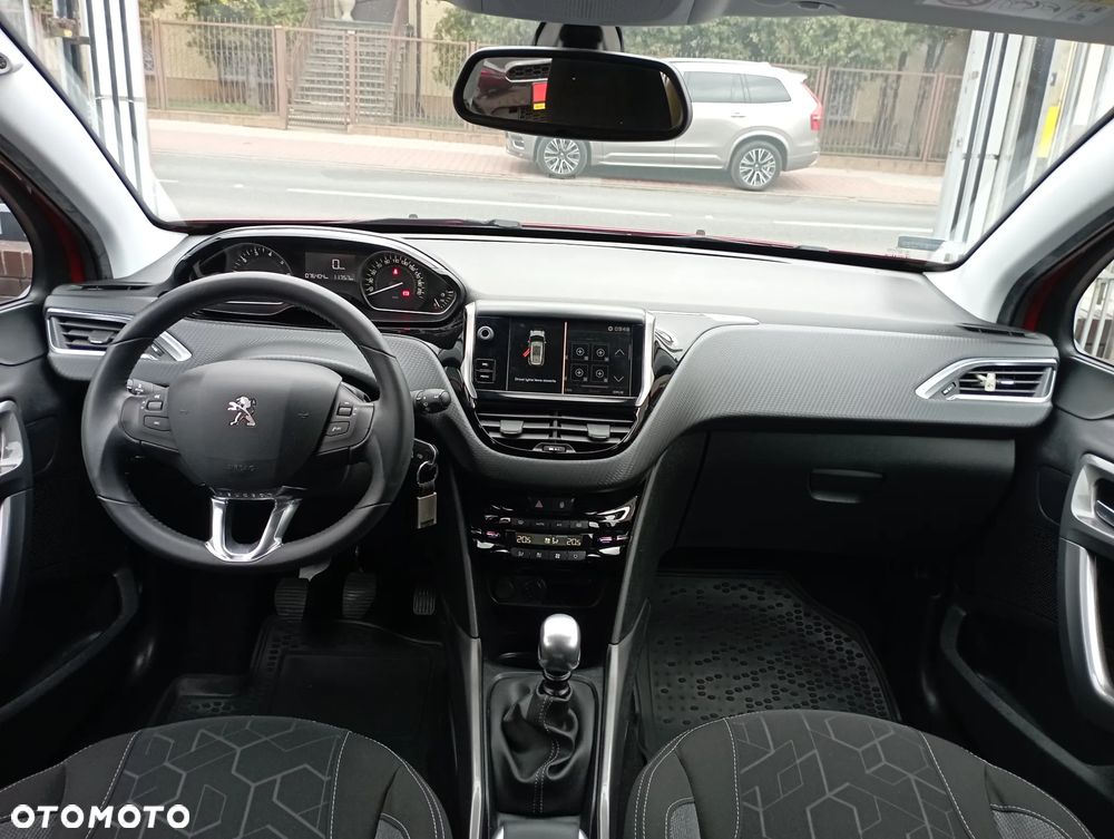 Peugeot 2008 1.2 Pure Tech GPF Active S&S - 8