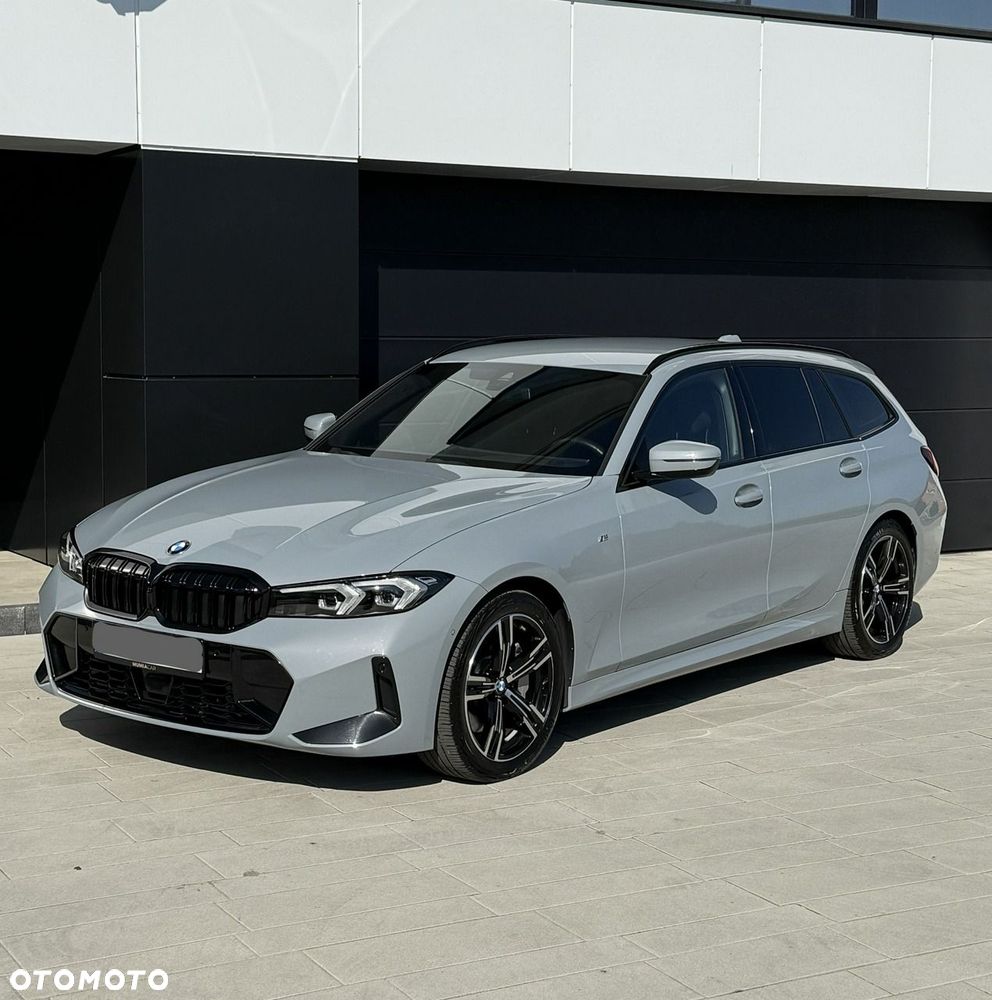 BMW Seria 3 330i xDrive M Sport sport - 33