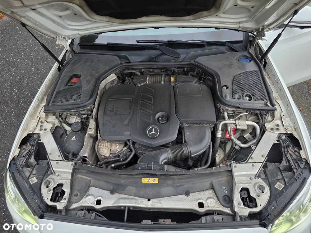 Mercedes-Benz Klasa E 220 d 4-Matic All-Terrain - 20