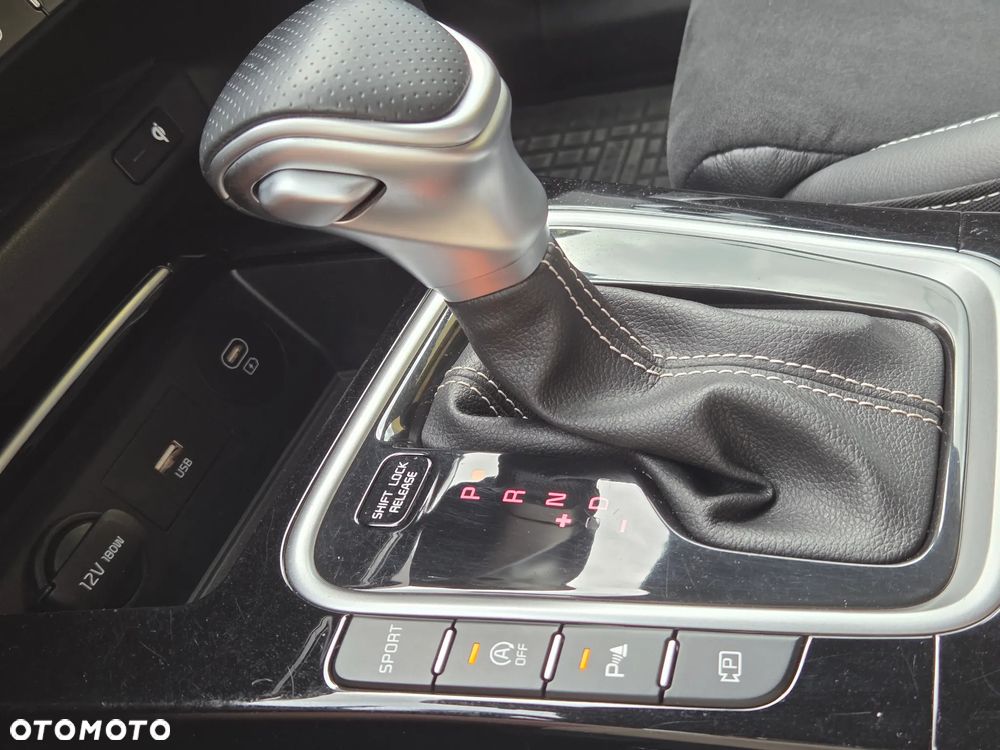 Kia ProCeed 1.5 T-GDI GT Line DCT - 36