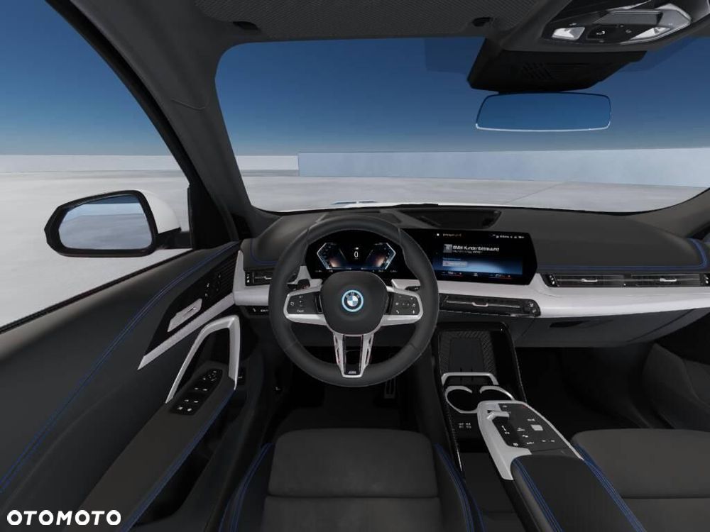 BMW iX1 xDrive30 66.5kWh M Sport Edition - 6