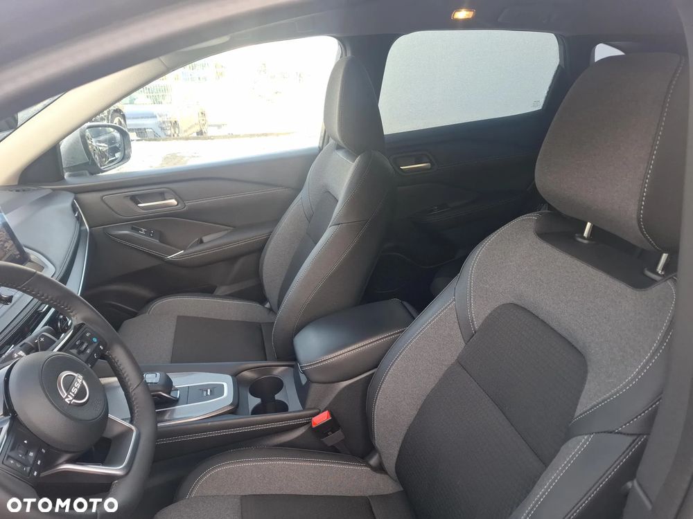 Nissan Qashqai 1.3 DIG-T MHEV N-Connecta Xtronic - 10