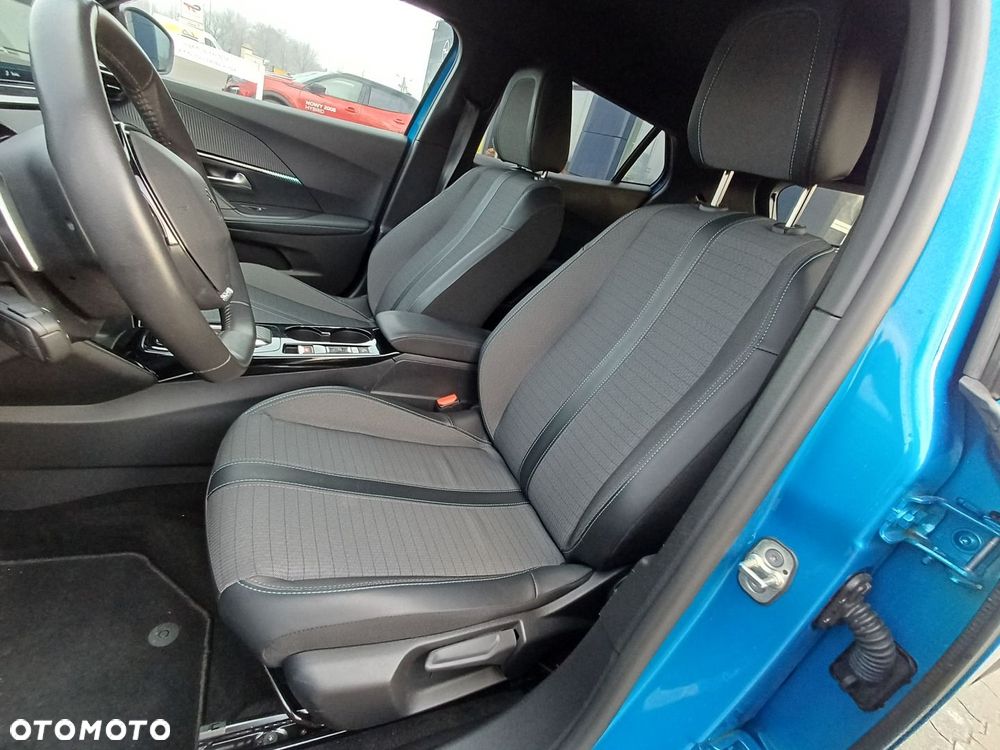 Peugeot 2008 1.2 PureTech Allure Pack S&S EAT8 - 11