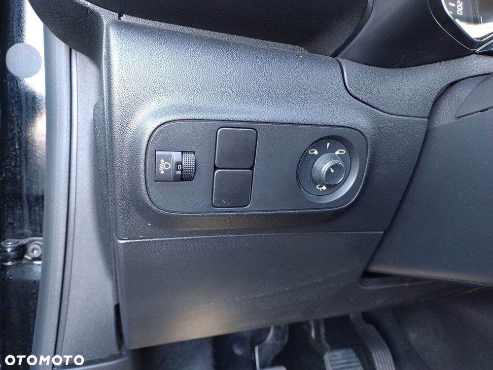 Citroën C3 1.2 PureTech Max - 17