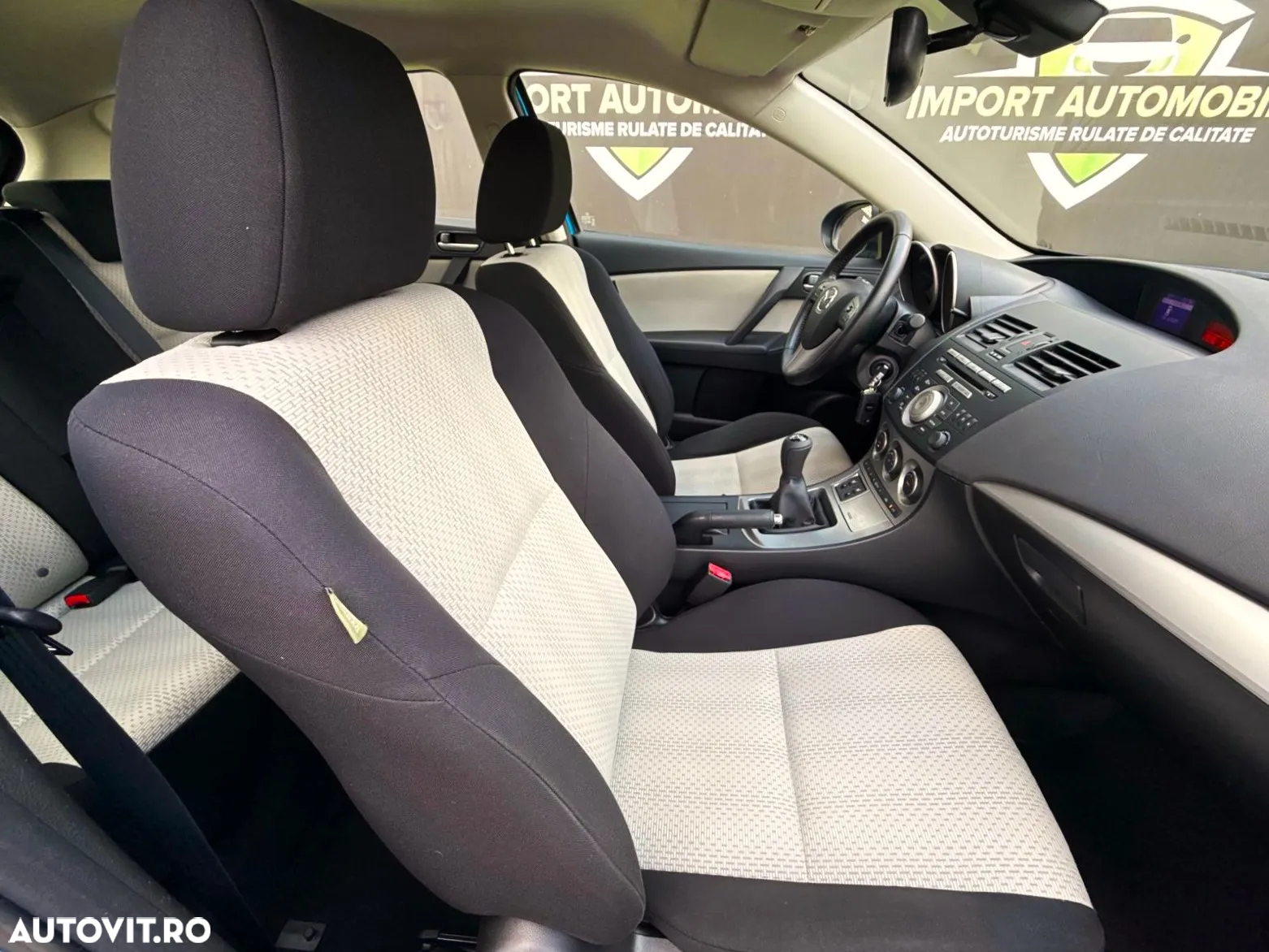 Mazda 3 1.6 MZR Active Plus - 11