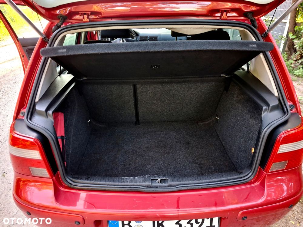 Volkswagen Golf 1.9 TDI 4Mot Highline - 12