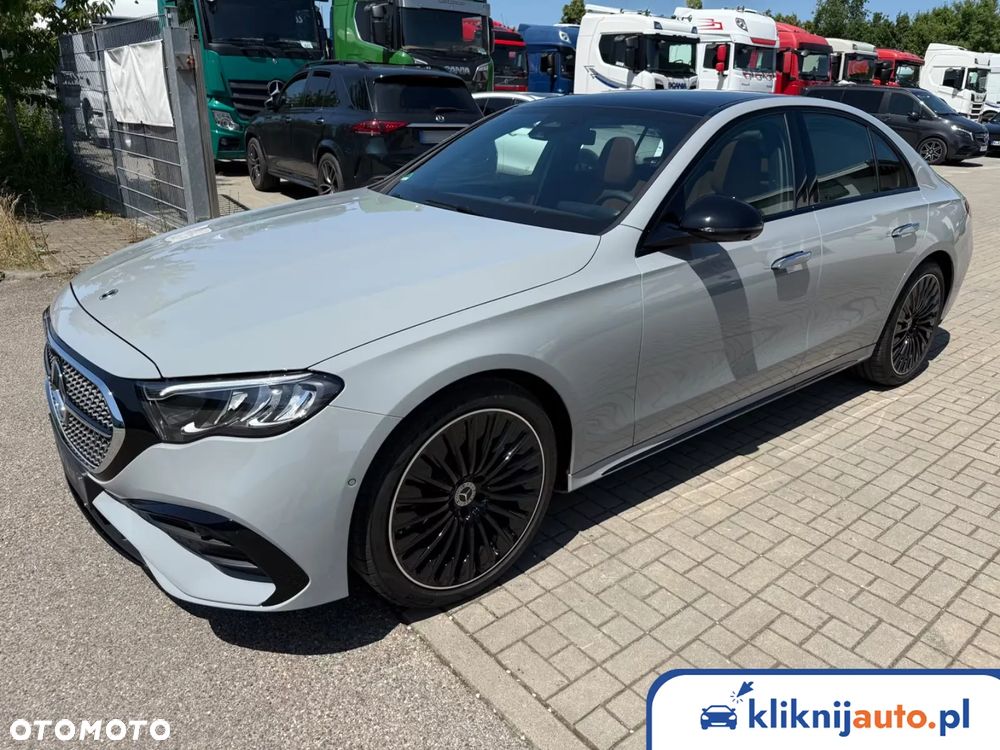 Mercedes-Benz Klasa E 220 d mHEV 4-Matic AMG 9G-Tronic - 2