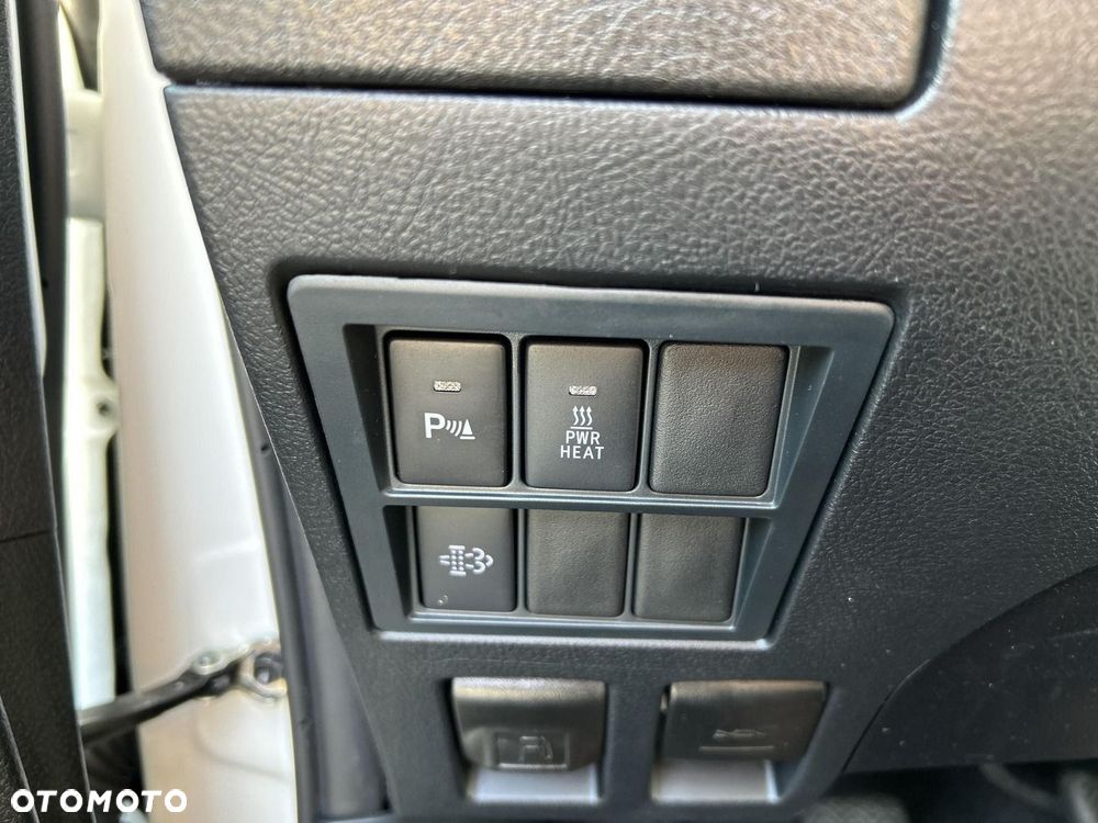 Toyota Hilux 2.8 D-4D Double Cab SR5 4x4 - 22