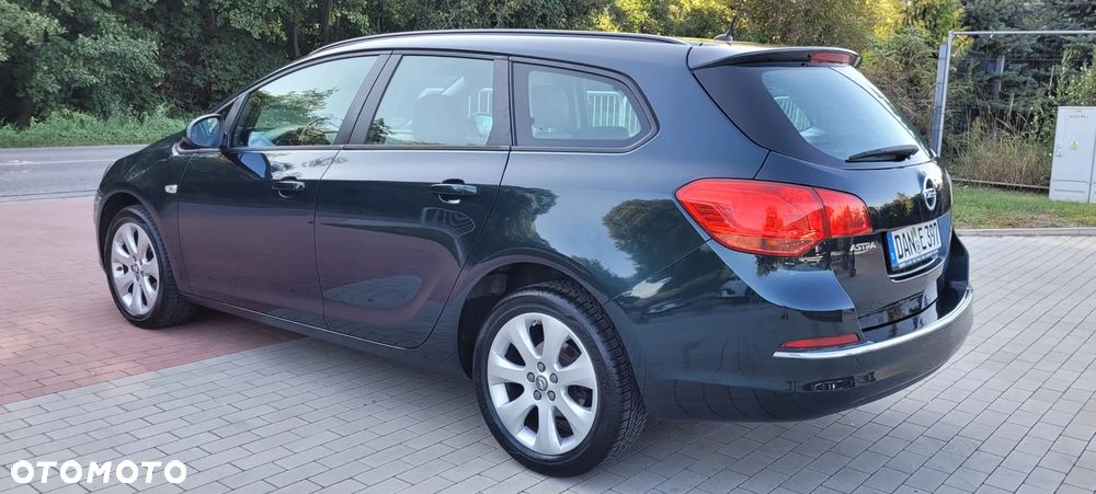 Opel Astra - 4