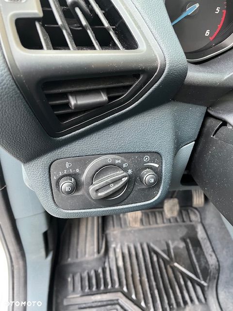 Ford C-MAX 1.6 TDCi Edition - 18