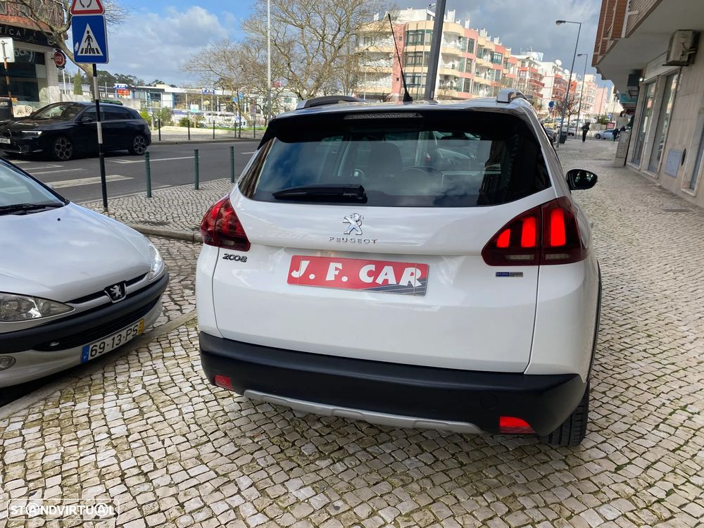 Peugeot 2008 PureTech 110 Stop&Start Allure - 25