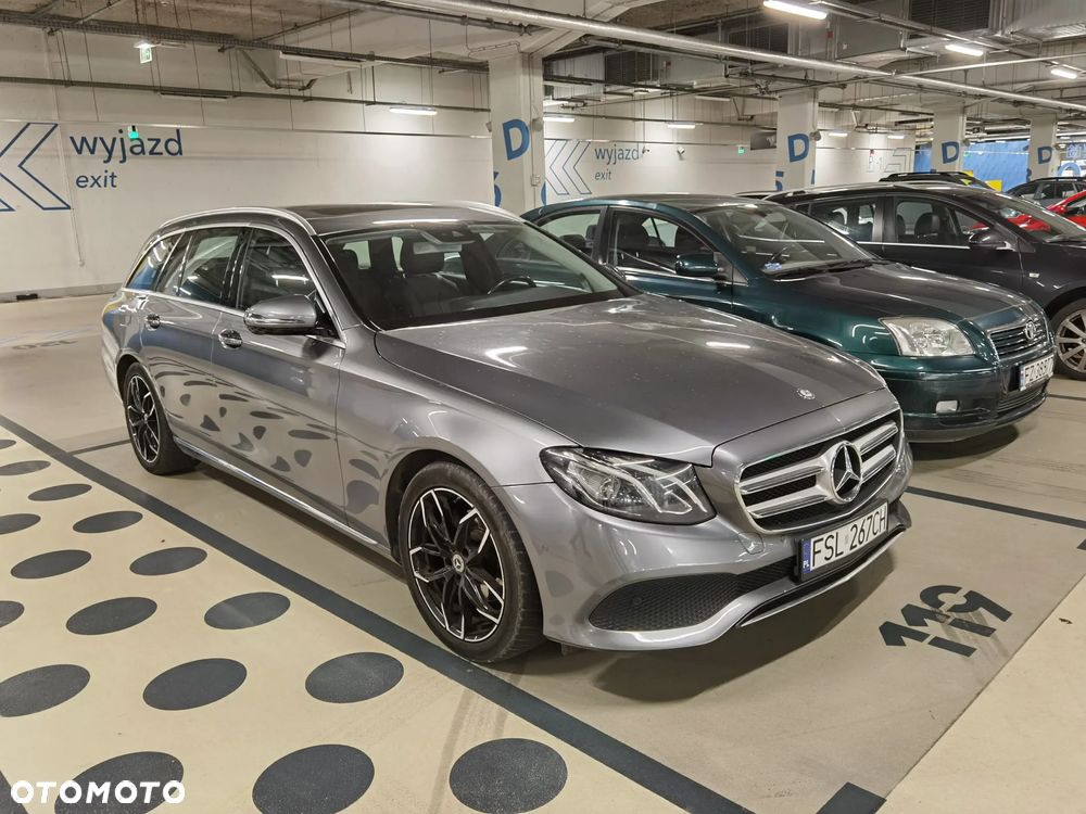 Mercedes-Benz Klasa E - 2