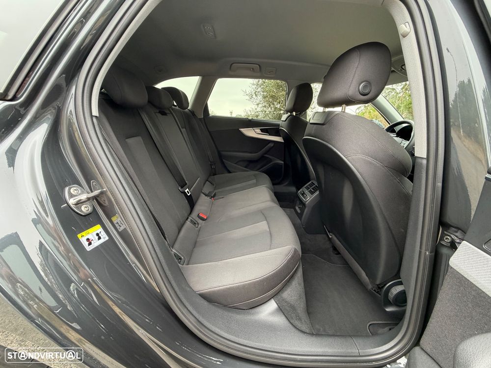 Audi A4 Avant 35 TDI S tronic design - 18