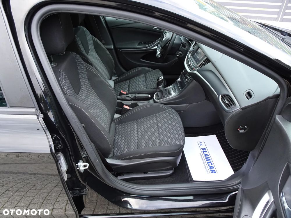 Opel Astra 1.6 CDTI Enjoy - 14