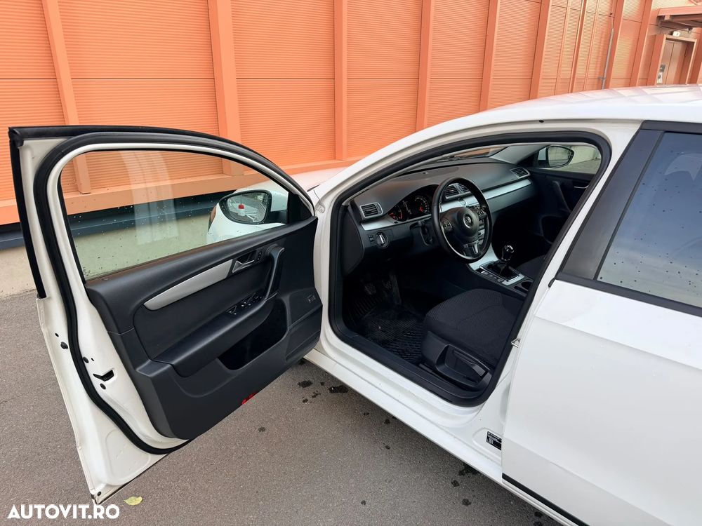 Volkswagen Passat 1.6TDI BlueMotion Tehnology Trendline - 13