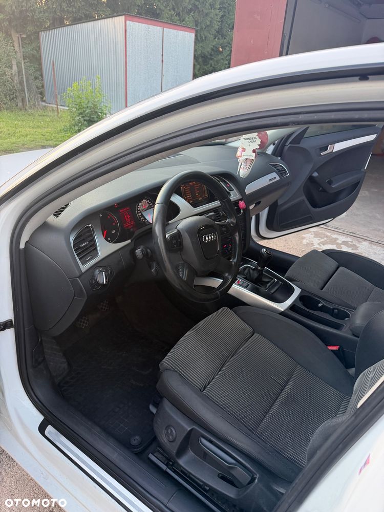 Audi A4 Allroad - 11