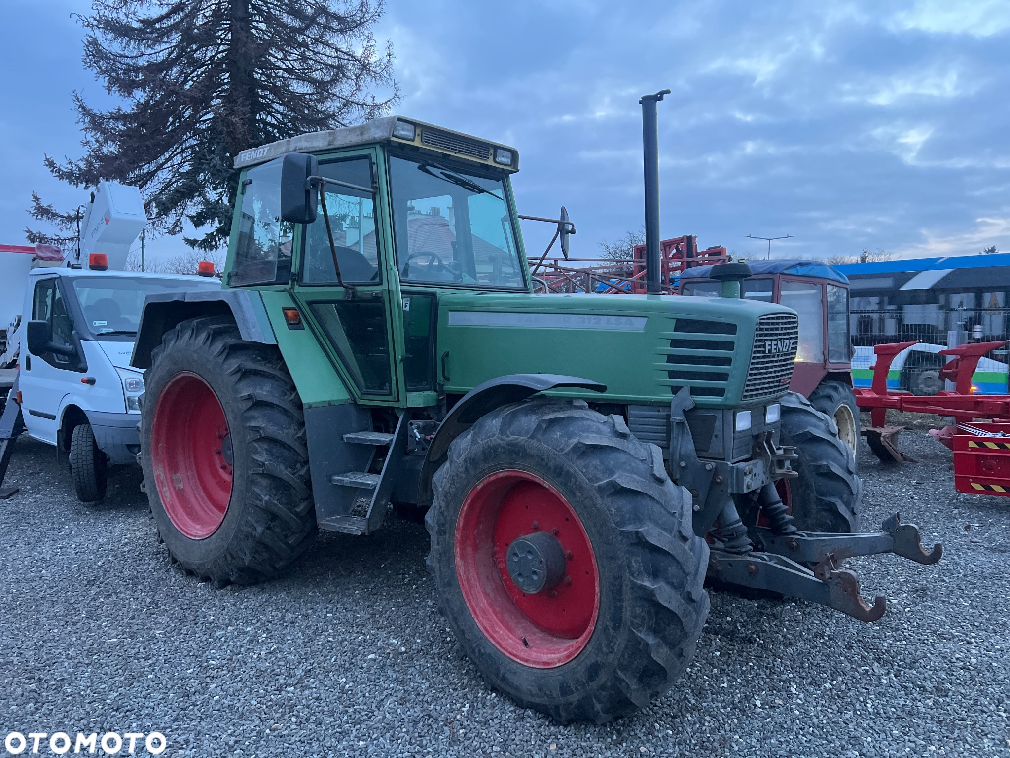 Case IH FARMAL 85 A - 35