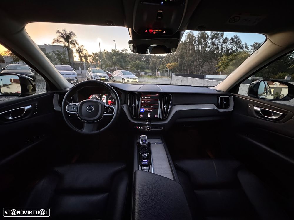 Volvo XC 60 2.0 T8 PHEV Inscription AWD - 22