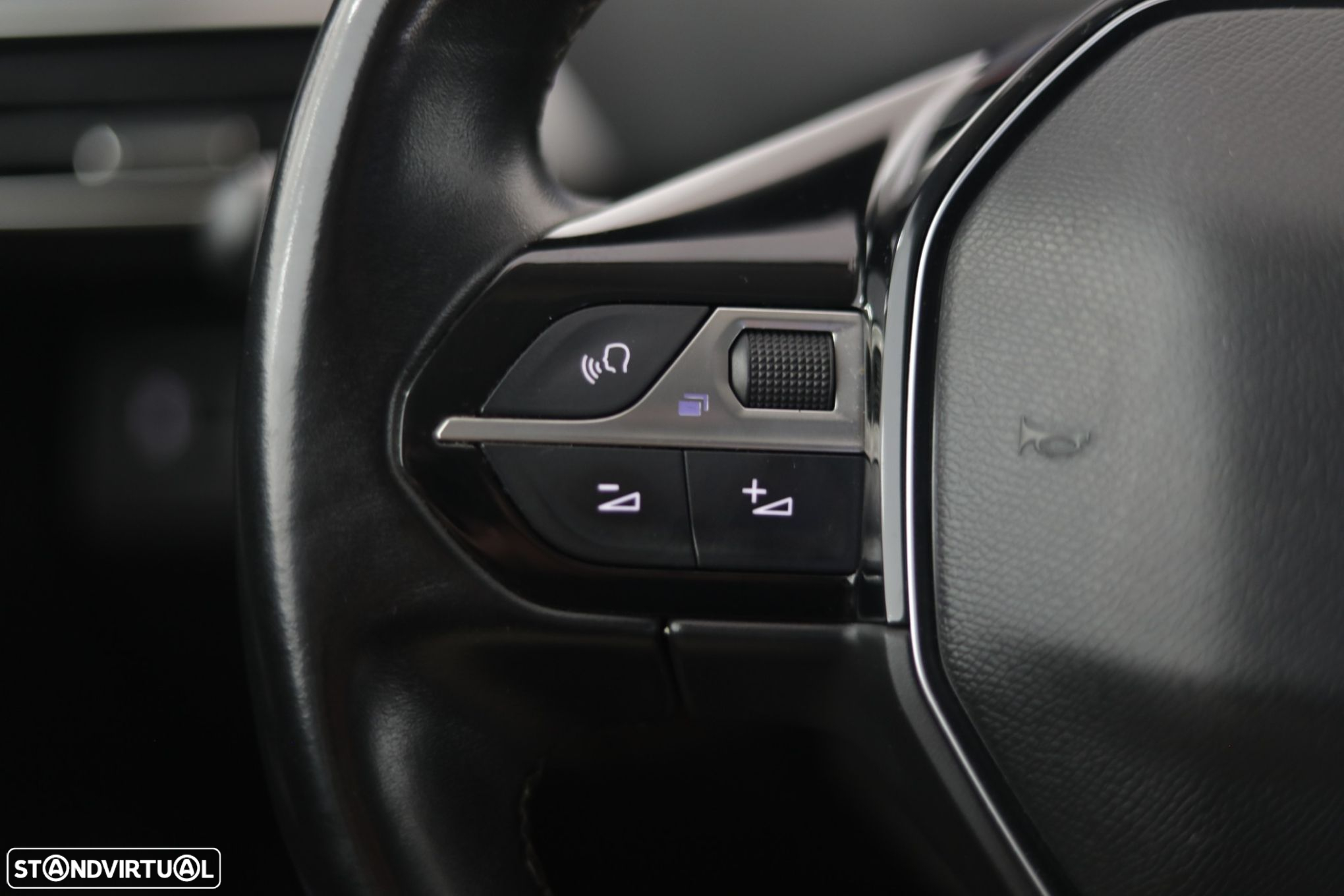 Peugeot 3008 1.5 BlueHDi Active - 17