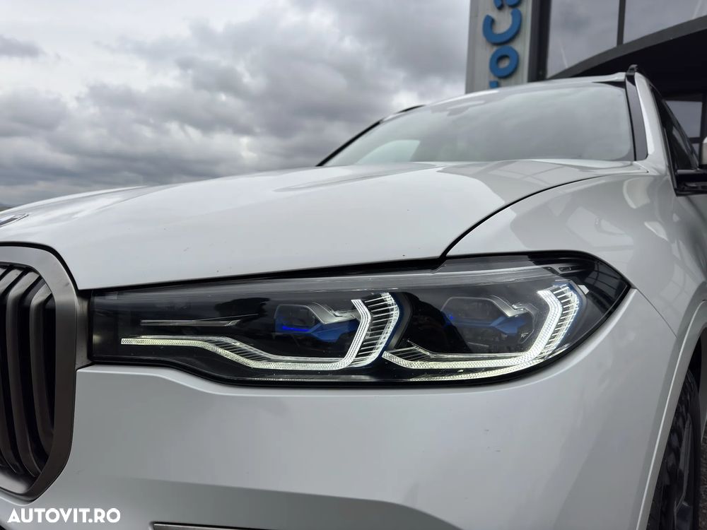 BMW X7 M50d - 7