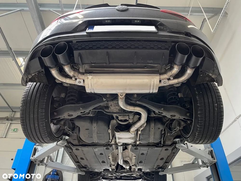 Volkswagen Golf - 10