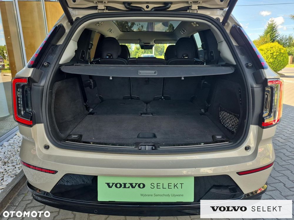 Volvo EX90 - 30